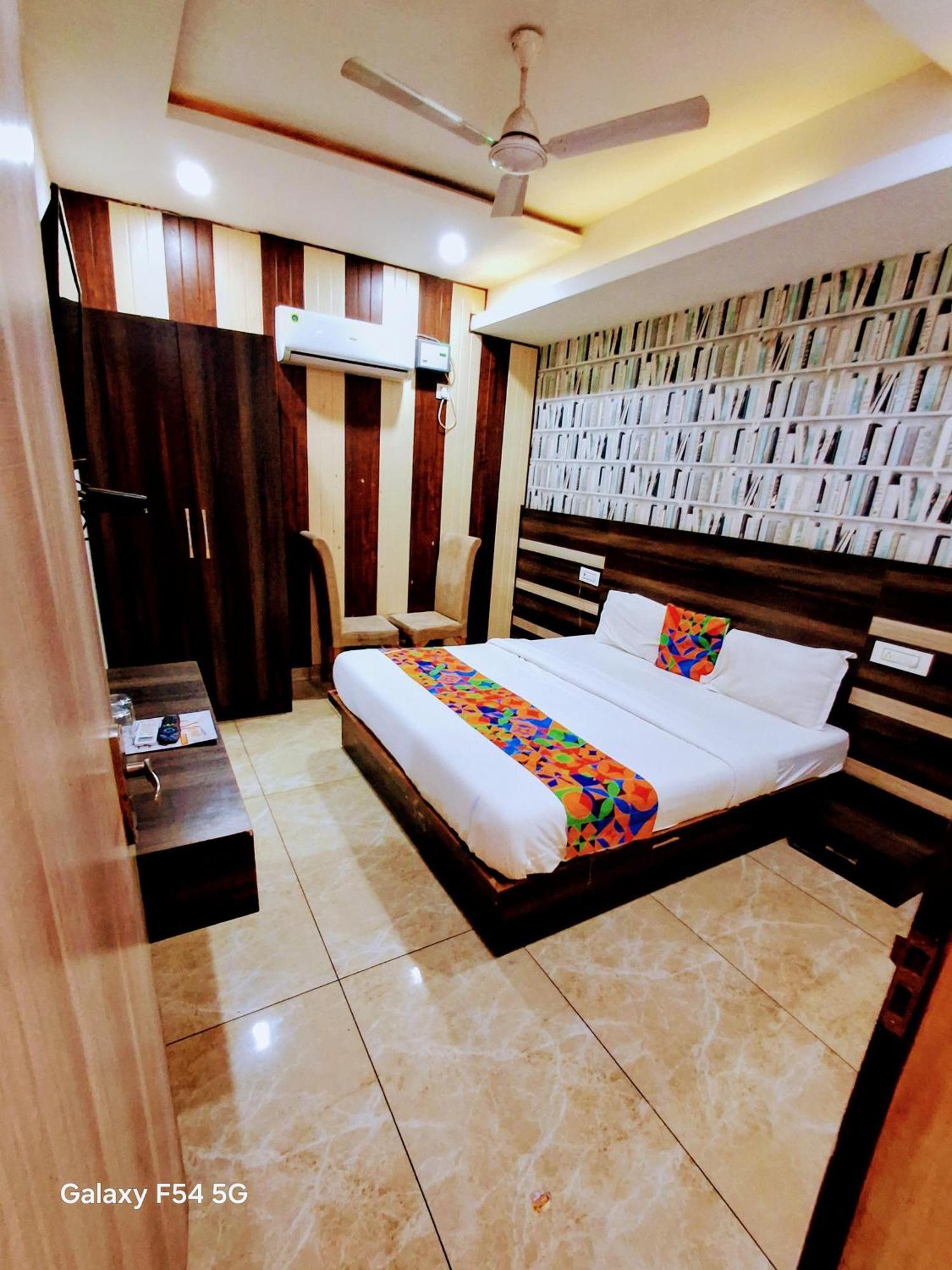 Hotel Welcome Residency Zirakpur Luaran gambar
